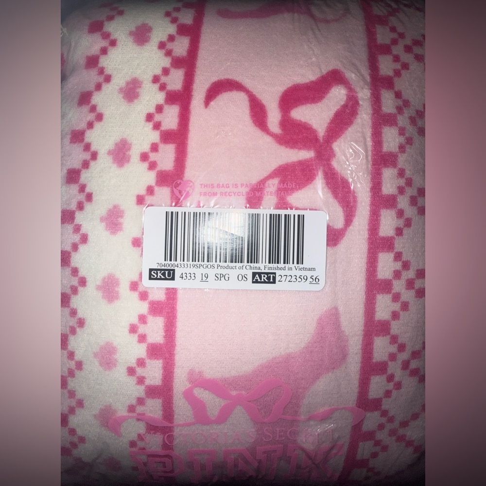 Victoria's Secret PINK x LoveShackFancy Cozy Sherpa Blanket 50x60 FairIsle - Picture 3 of 5